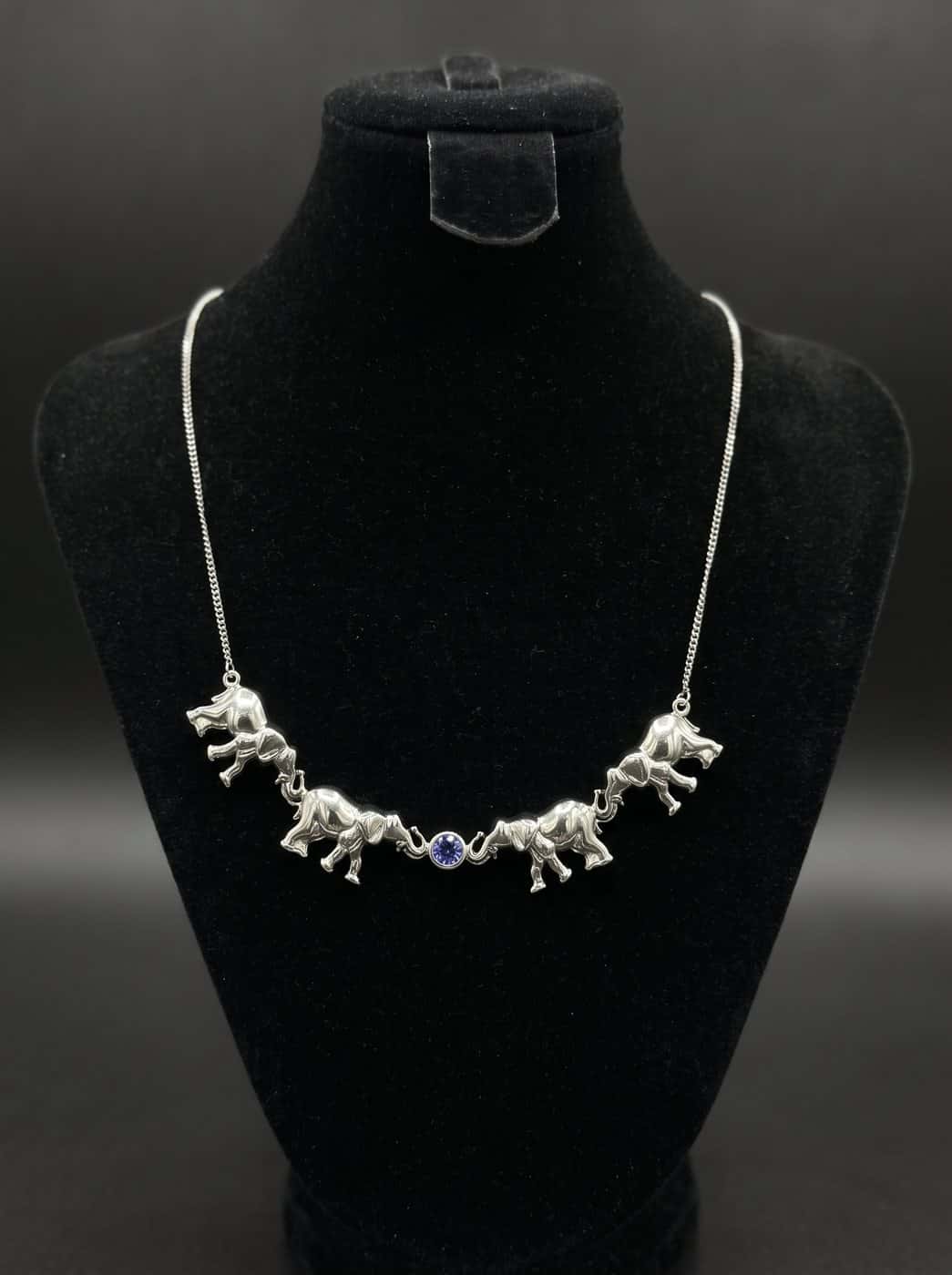 Elephant Necklace with Tanzanite, 1.00 ct