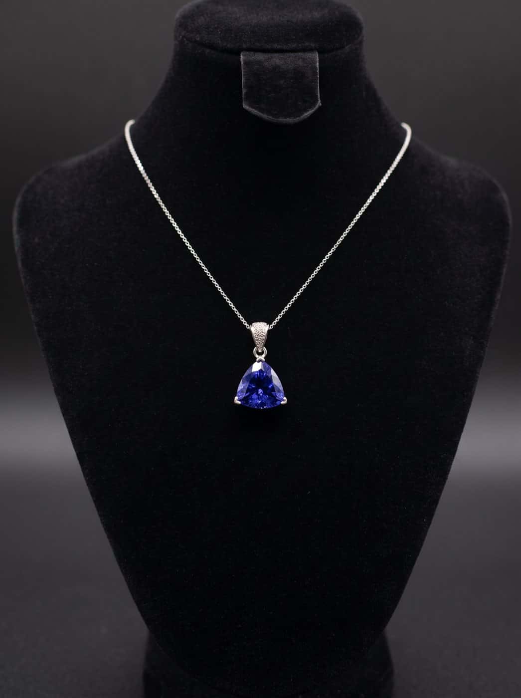 Tanzanite Trillion Pendant, 1.00 ct