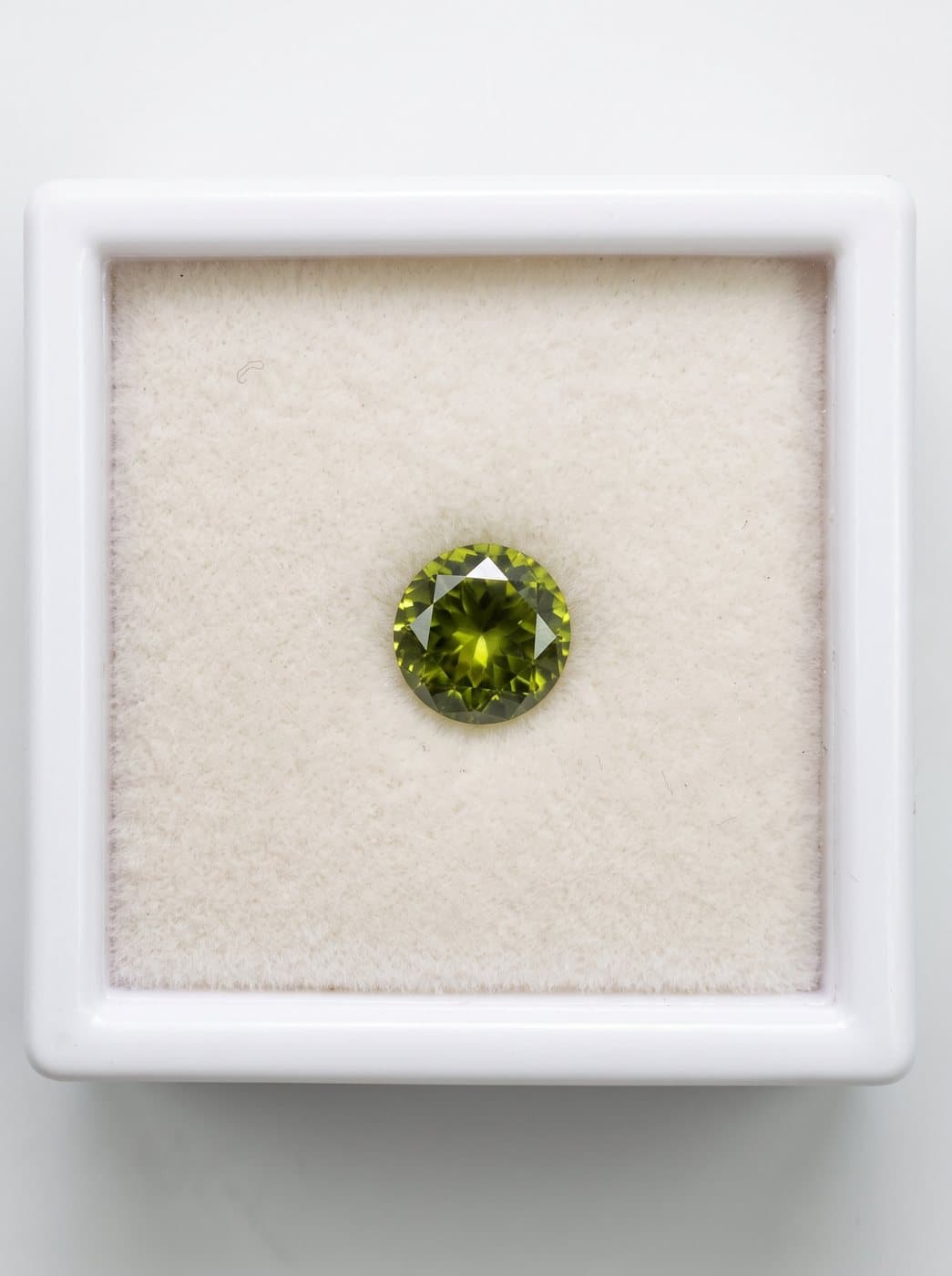 Green Tourmaline Round, 2.50 ct