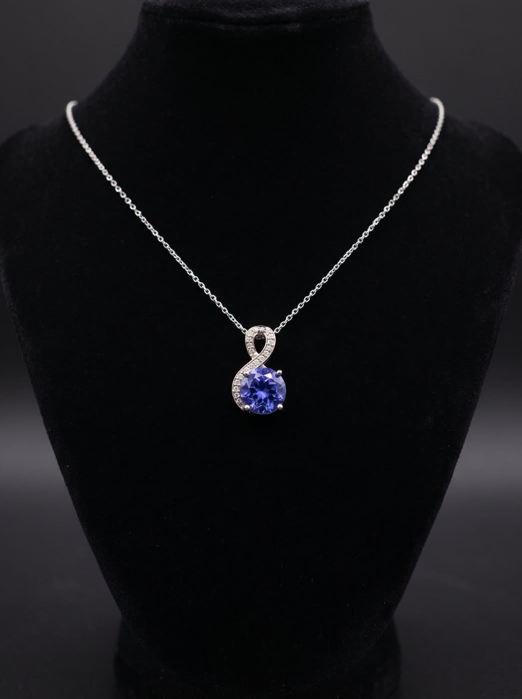 Tanzanite Infinity Pendant, 2.00 ct