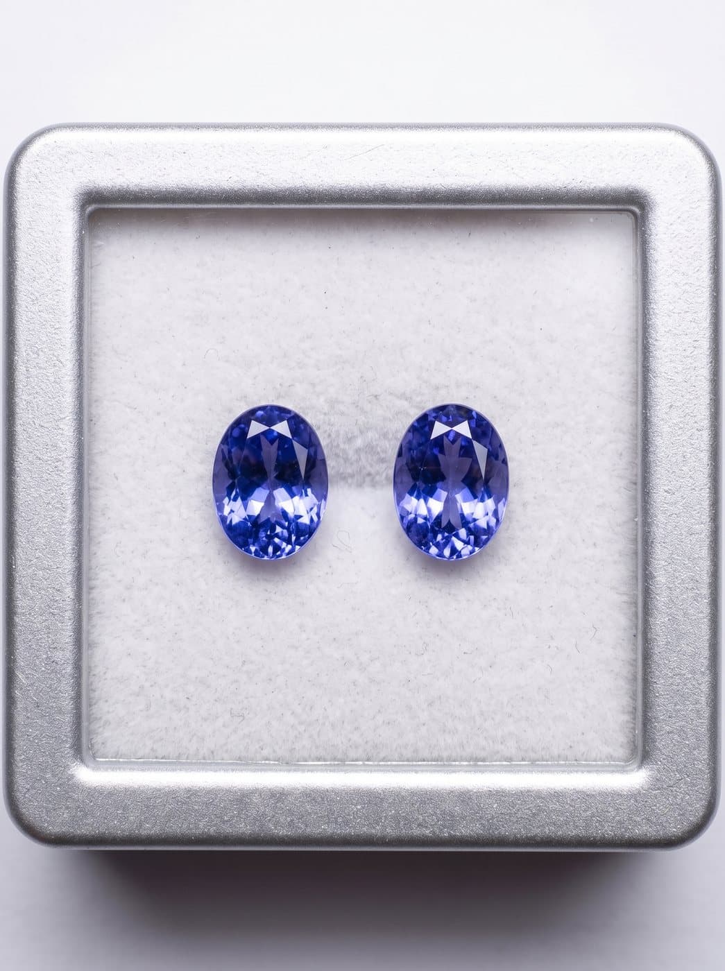 Tanzanite Oval Pair, 5.70 ct