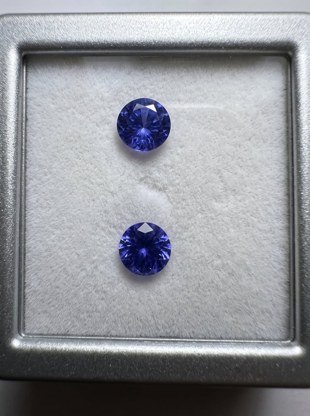 Tanzanite Pair, 4.59 ct