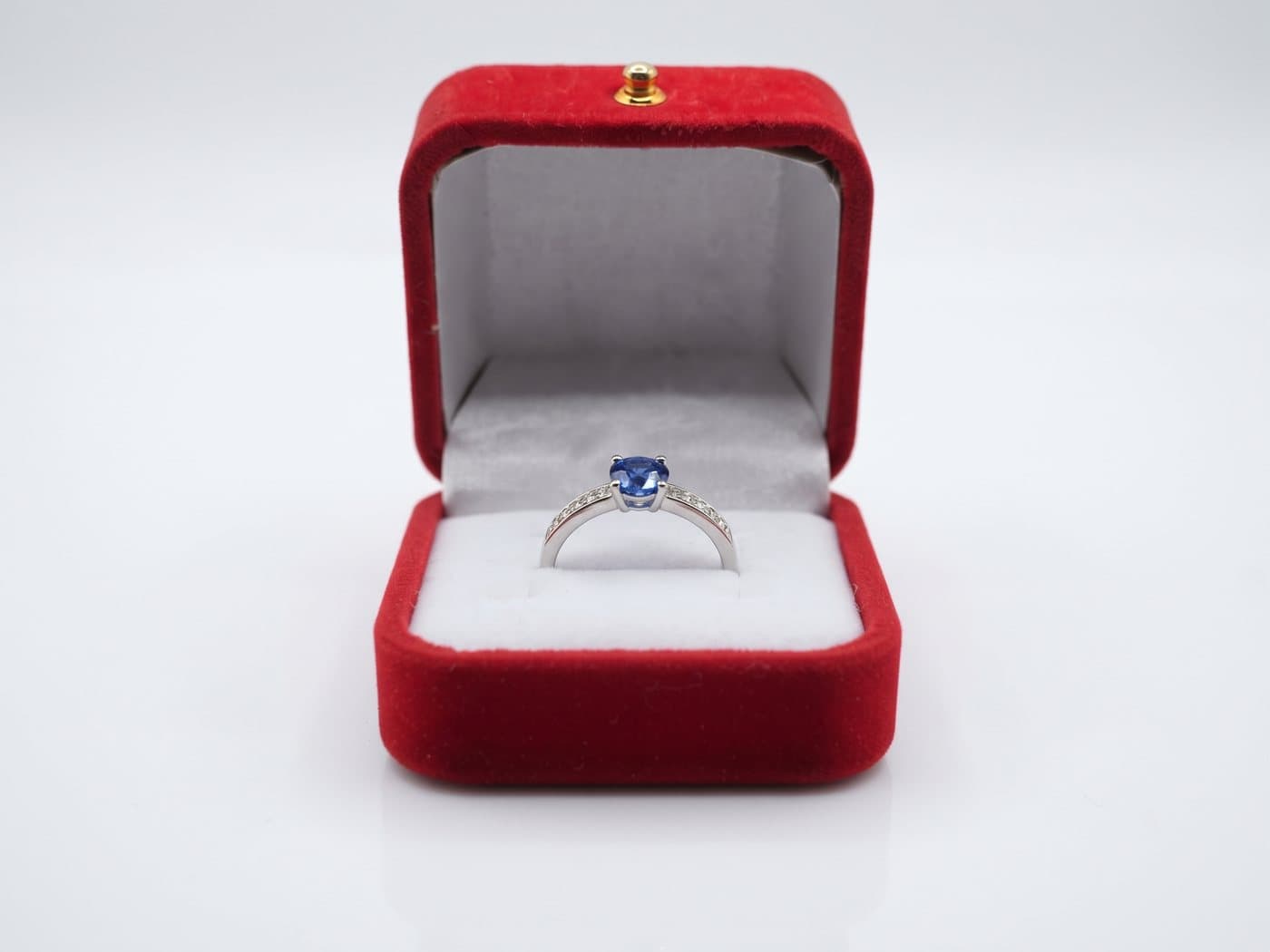 Tanzanite Ring, 1.00 ct (Size 14.5)