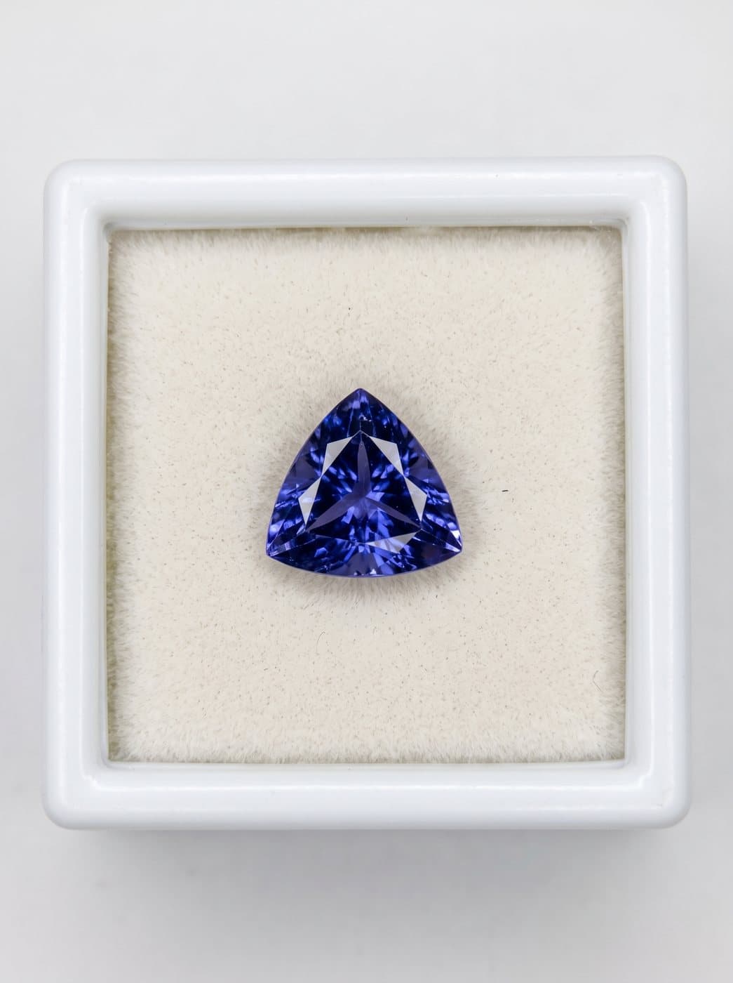 Tanzanite Trillion, 7.60 ct